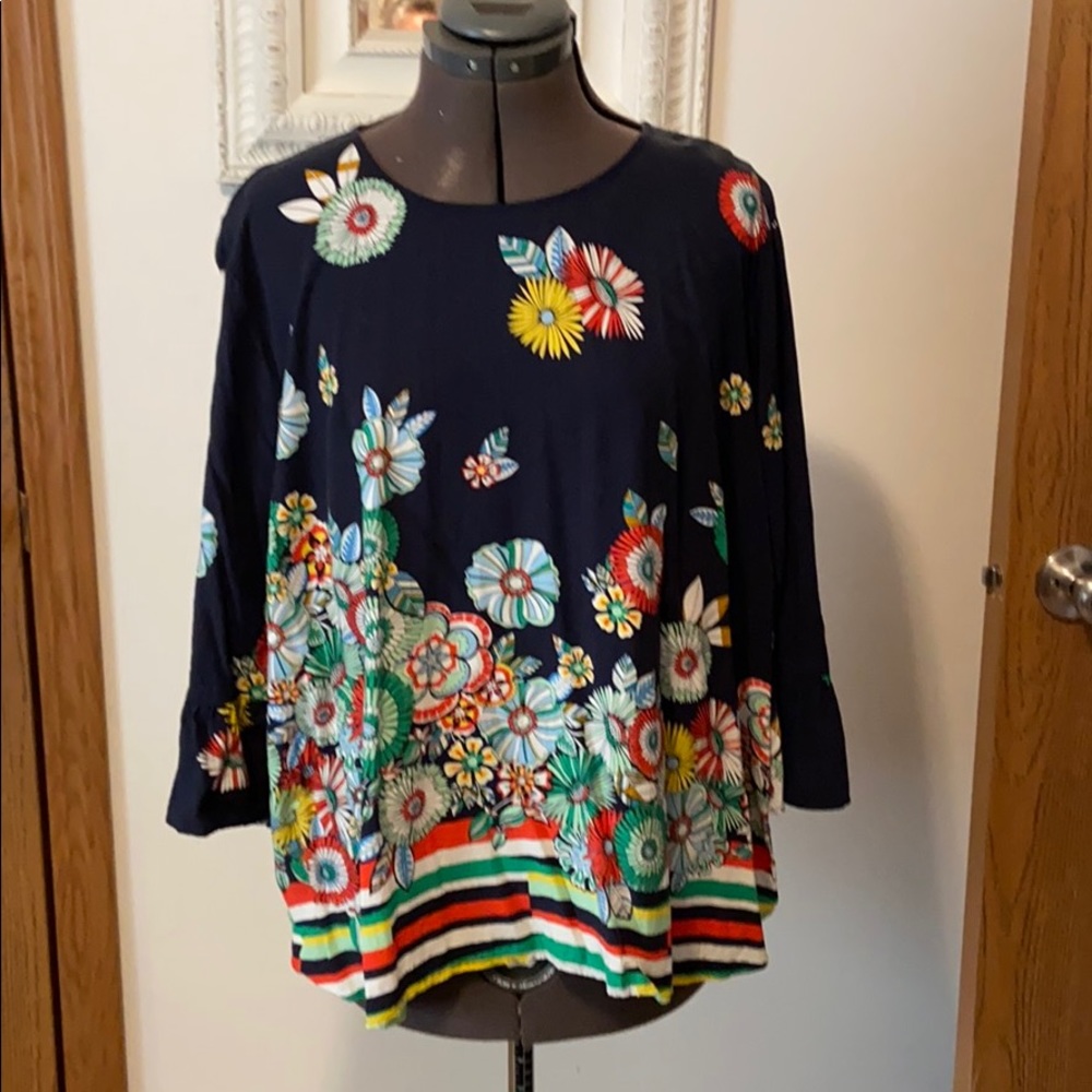 Crown & ivy 3x top